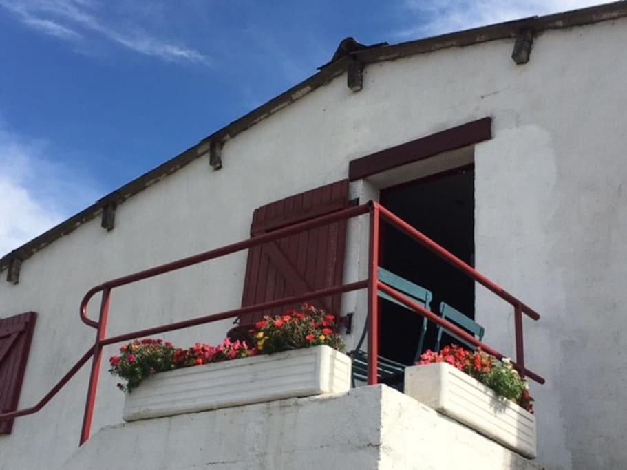 Le Depot Appartement Du Canal 80M2 A Champvert Exterior foto